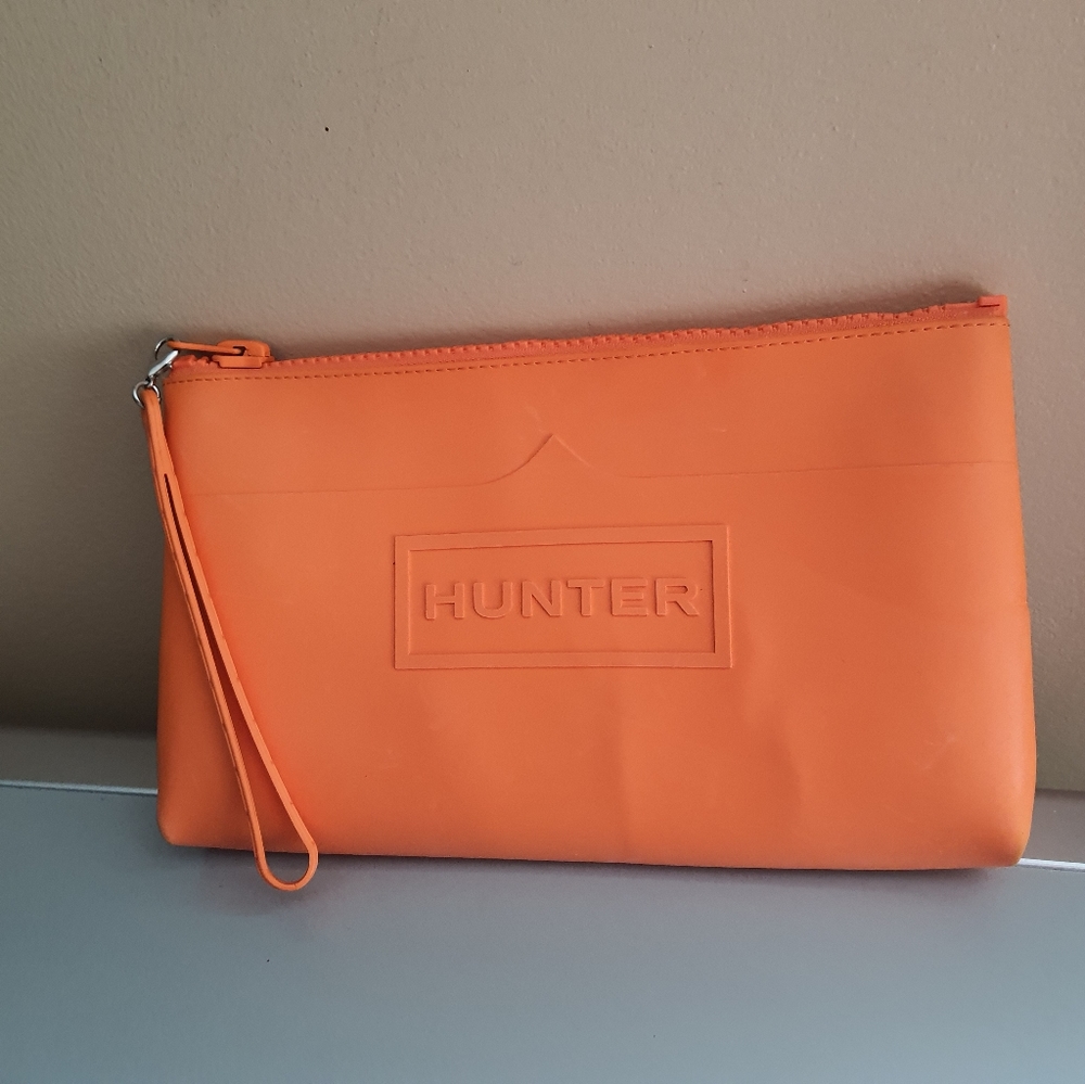 Hunter Pouch/Wristlet